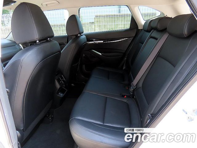 Kia Seltos Gasoline 1.6 Turbo 2WD Signature 2023 — фото 6