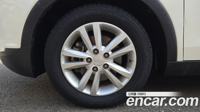 KG Mobility (SsangYong) Tivoli VX 2WD 2015 — фото 5