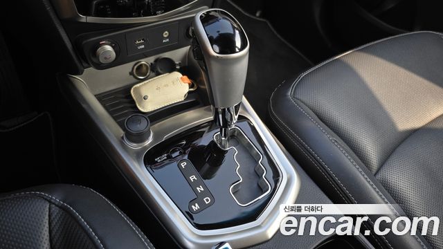 KG Mobility (SsangYong) Tivoli VX 2WD 2015 — фото 9