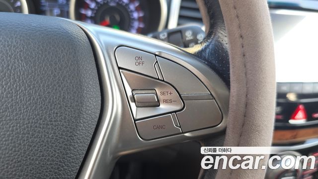 KG Mobility (SsangYong) Tivoli VX 2WD 2015 — фото 17