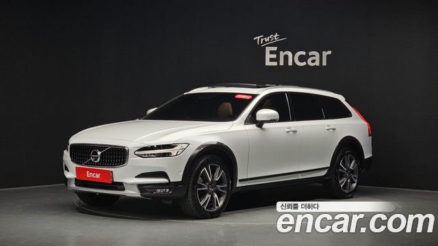Volvo V90 Cross Country D5 PRO AWD 2018 — фото 11