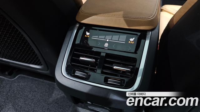 Volvo V90 Cross Country D5 PRO AWD 2018 — фото 34