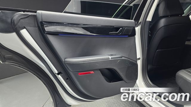 Hyundai Grandeur Hybrid (GN7) Premium 2023 — фото 25