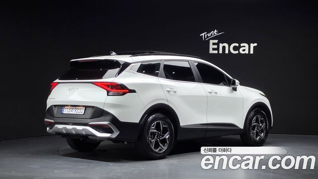 Kia Sportage (V) Diesel 2.0 2WD Prestige 2022 — фото 2