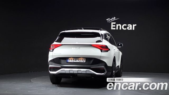 Kia Sportage (V) Diesel 2.0 2WD Prestige 2022 — фото 4