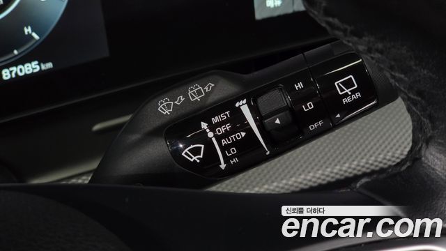 Kia Sportage (V) Diesel 2.0 2WD Prestige 2022 — фото 27