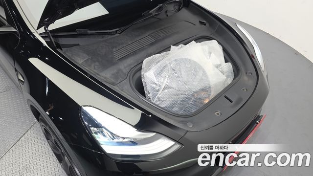 Tesla Model Y Standard Range RWD 2021 — фото 6