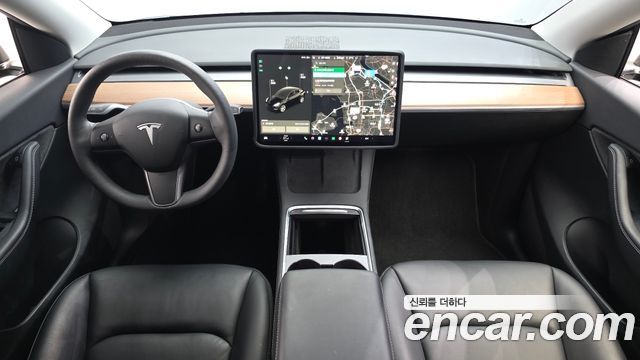 Tesla Model Y Standard Range RWD 2021 — фото 7