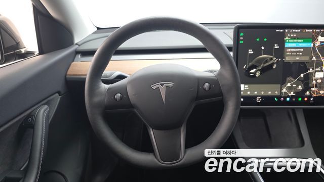 Tesla Model Y Standard Range RWD 2021 — фото 17