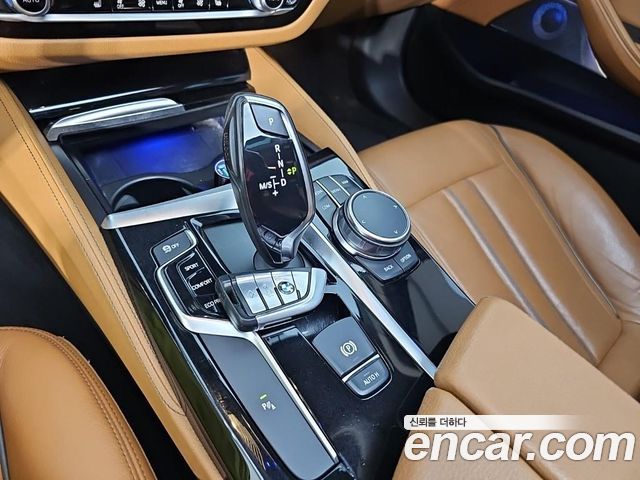 BMW 5 Series (G30) 520d Luxury Special Edition 2018 — фото 8