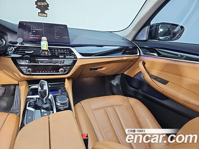 BMW 5 Series (G30) 520d Luxury Special Edition 2018 — фото 10