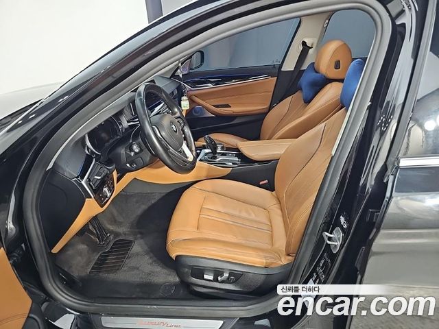 BMW 5 Series (G30) 520d Luxury Special Edition 2018 — фото 15