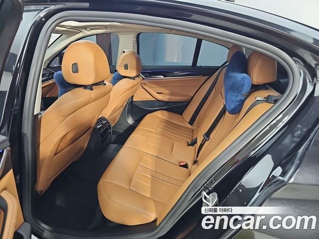 BMW 5 Series (G30) 520d Luxury Special Edition 2018 — фото 16