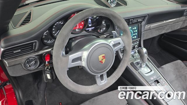 Porsche 911 Carrera 4 GTS Cabriolet 991 2015 — фото 13