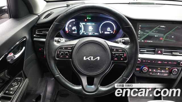 Kia Niro EV Prestige 2022 — фото 13