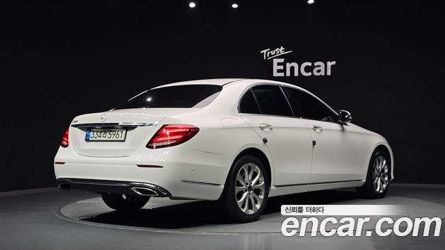 Mercedes-Benz E-Class (W213) E300 Exclusive 2019 — фото 2