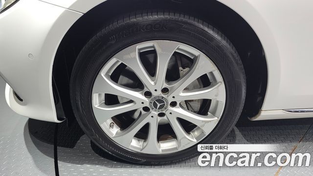 Mercedes-Benz E-Class (W213) E300 Exclusive 2019 — фото 5