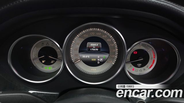 Mercedes-Benz CLS-Class (W218) CLS350 d 4MATIC 2016 — фото 8