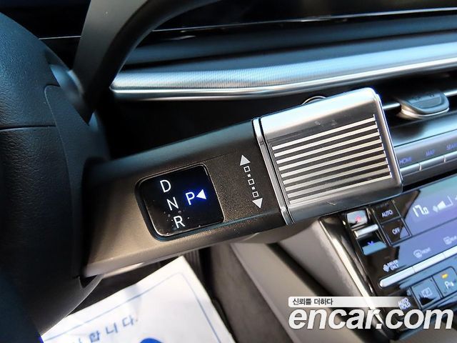 Hyundai Grandeur Hybrid (GN7) Premium 2023 — фото 10