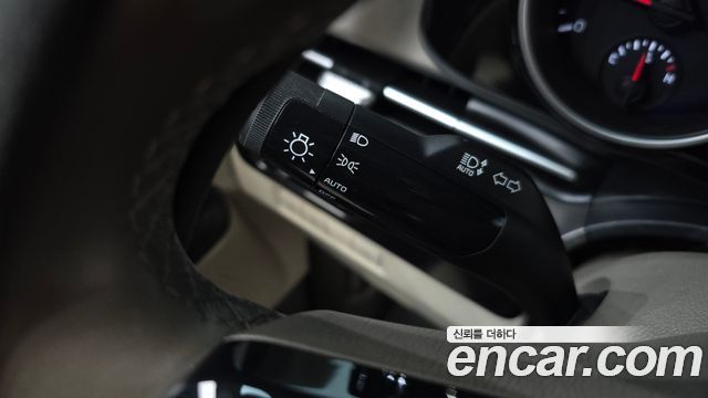 Kia Carnival (IV) Diesel 9-Seater Prestige 2021 — фото 18