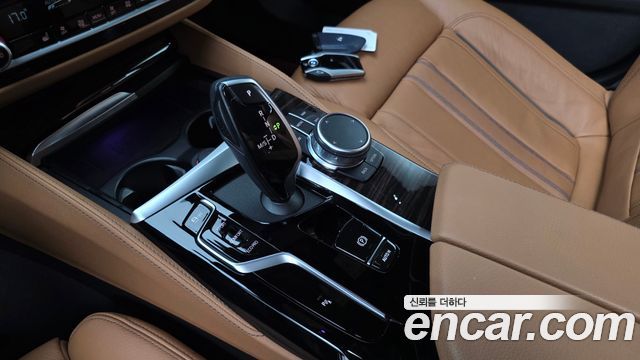 BMW 5 Series (G30) 520i M Sport 2022 — фото 9