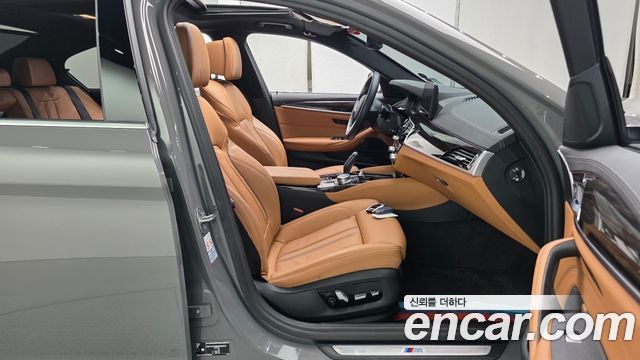 BMW 5 Series (G30) 520i M Sport 2022 — фото 26