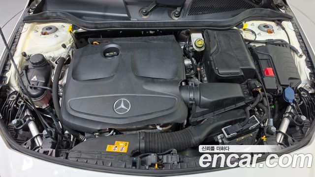 Mercedes-Benz CLA-Class (C117) CLA250 4MATIC 2018 — фото 6