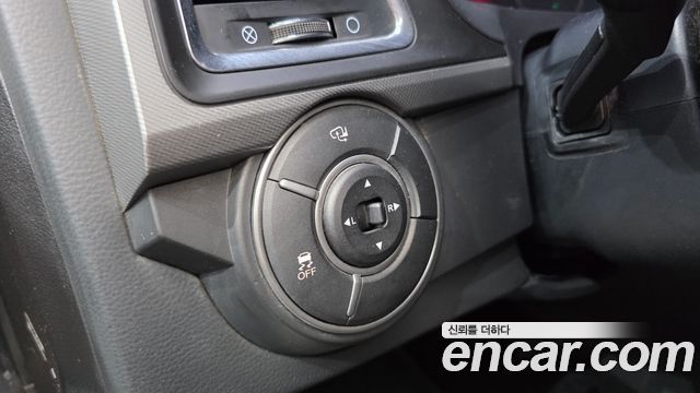KG Mobility (SsangYong) Korando Sport 2.2 CX7 4WD Club 2017 — фото 14