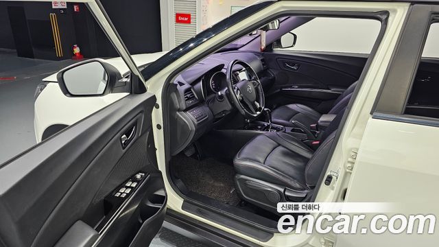 KG Mobility (SsangYong) Tivoli Air Diesel IX 2WD 2016 — фото 10