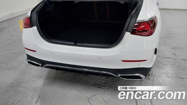 Mercedes-Benz E-Class (W214) E200 AMG Line 2026 — фото 8