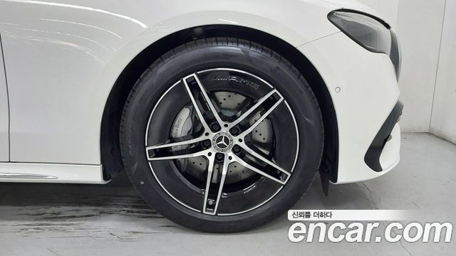 Mercedes-Benz E-Class (W214) E200 AMG Line 2026 — фото 15