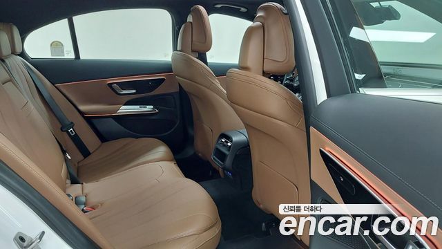 Mercedes-Benz E-Class (W214) E200 AMG Line 2026 — фото 19