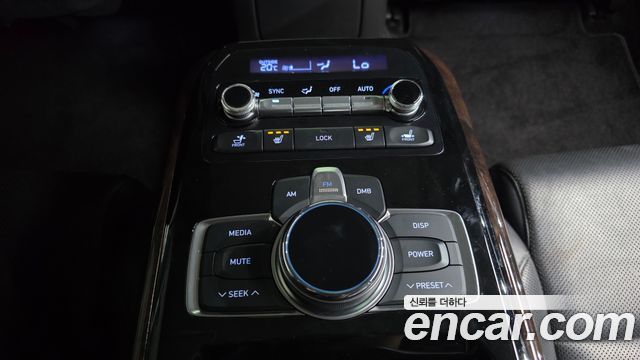 Genesis EQ900 3.8 GDI AWD Luxury 2016 — фото 19