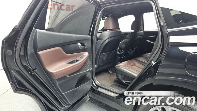 Hyundai Santa Fe (TM) Diesel 2.2 2WD Inspiraition 2020 — фото 12