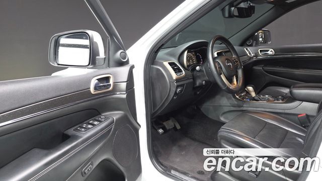 Jeep Grand Cherokee 3.0 Diesel Limited WK2 2017 — фото 10