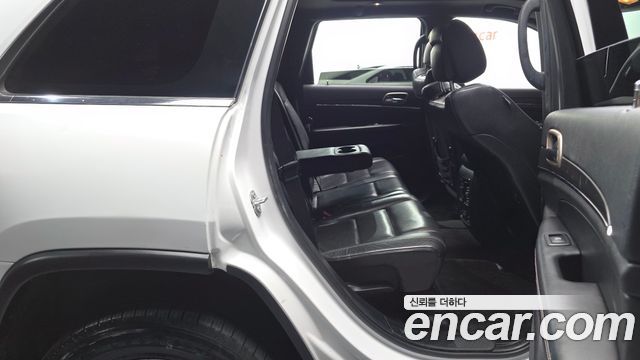 Jeep Grand Cherokee 3.0 Diesel Limited WK2 2017 — фото 11