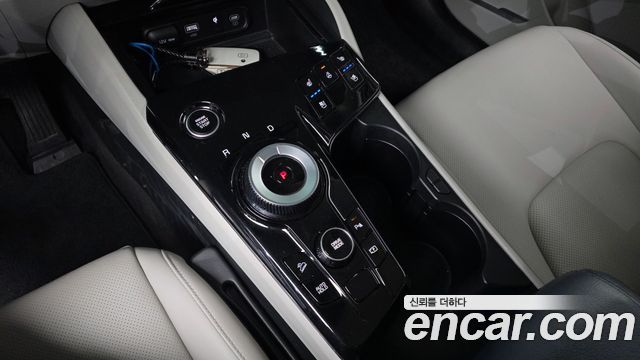 Kia Sportage Hybrid (V) Nobleless 2WD 2023 — фото 9
