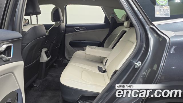 Kia Sportage Hybrid (V) Nobleless 2WD 2023 — фото 12