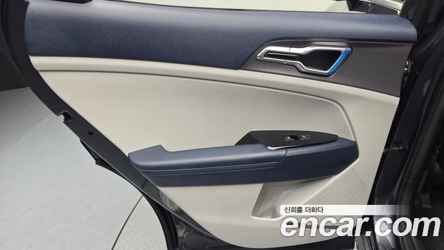 Kia Sportage Hybrid (V) Nobleless 2WD 2023 — фото 25