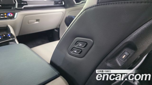 Kia Sportage Hybrid (V) Nobleless 2WD 2023 — фото 30