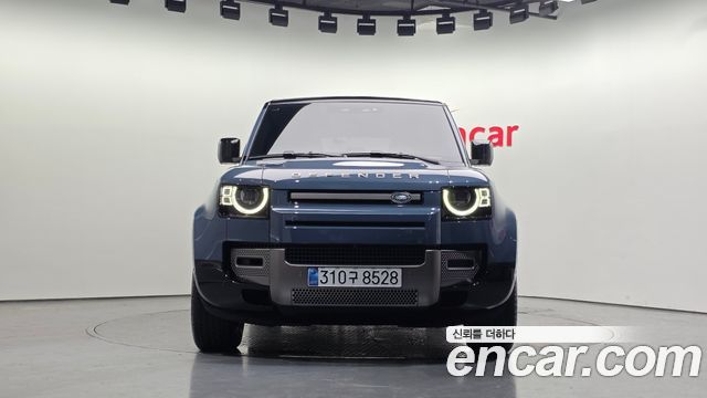 Land Rover Defender (L663) 110 P300 X-Dynamic SE 2025 — фото 7
