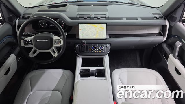 Land Rover Defender (L663) 110 P300 X-Dynamic SE 2025 — фото 9