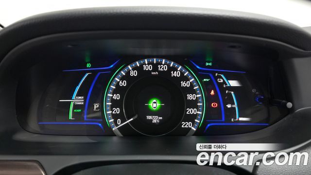 Honda Accord 2.0 Hybrid 9th 2017 — фото 8