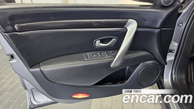 Renault Korea SM7 Nova LPLI 2.0 LPe Disabled 2017 — фото 24