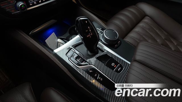 BMW 6 Series GT (G32) 620d xDrive M Sport 2023 — фото 9