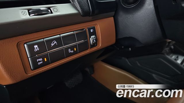 KG Mobility (SsangYong) Rexton Sports Diesel 2.2 4WD Noblesse 2019 — фото 17