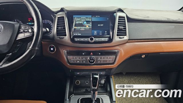 KG Mobility (SsangYong) Rexton Sports Diesel 2.2 4WD Noblesse 2019 — фото 18