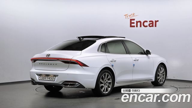 Hyundai Grandeur Hybrid (IG) Calligraphy 2020 — фото 2