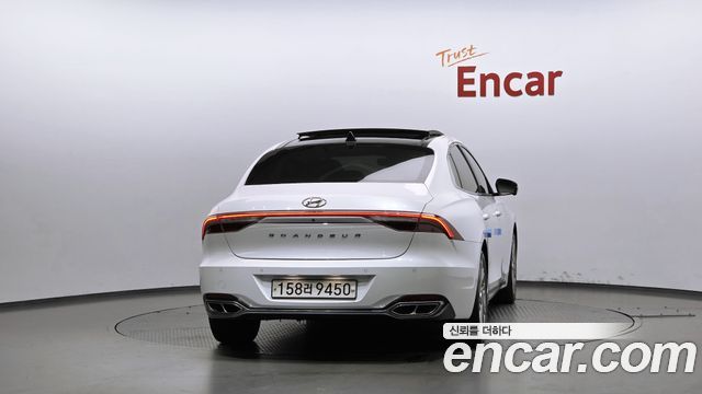 Hyundai Grandeur Hybrid (IG) Calligraphy 2020 — фото 4