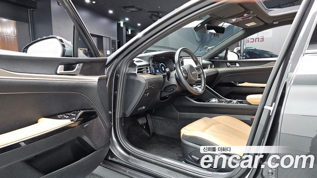 Kia K5 (III) 2.0 Noblesse 2022 — фото 10